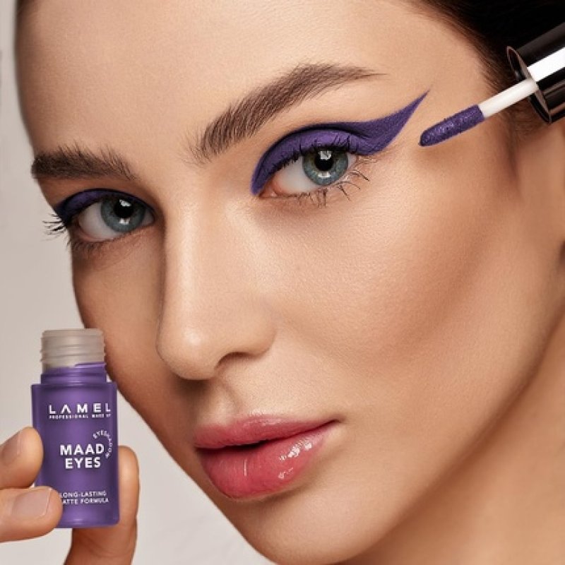 Lamel Eye Shadow Ideal for Adults