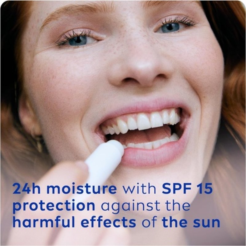 NIVEA Lip Balm Hydro Care with SPF 15 4.8g