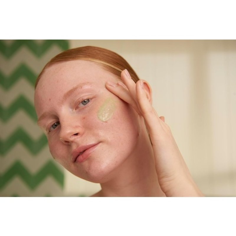 The Body Tea Tree Squeaky-Clean Scrub 100ml