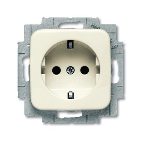 Busch-Jaeger 2013-0-4375 socket-outlet CEE 7/3 White