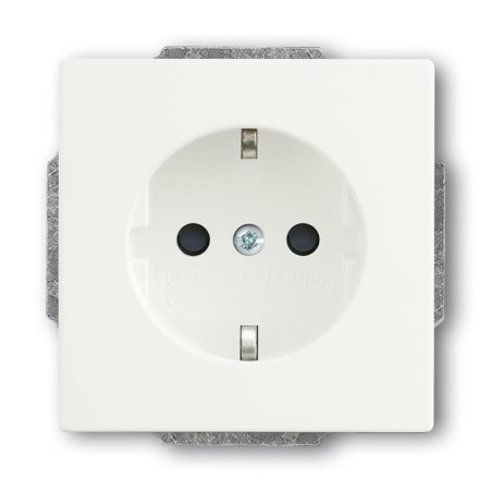 Busch-Jaeger 2011-0-3879 socket-outlet CEE 7/3 White