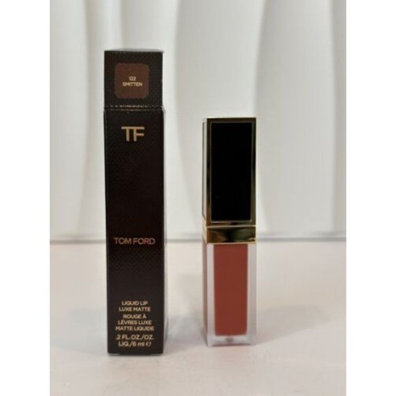 Tom Ford Liquid Lip Luxe Matte Color 122 Smitten Full Size 0.2oz/6ml New in Box