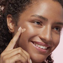 L'Oreal Glow Cherie Natural Glow Enhancer Lotion 04 Deep Glow