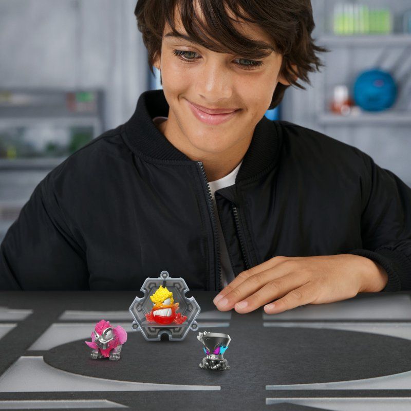 3 Figurines Beast Lab - Modèle choisi aléatoirement