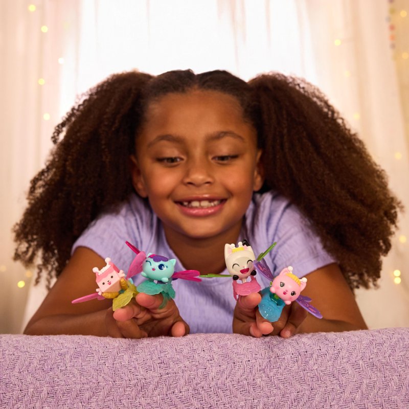 Gabby's Dollhouse Fairylandia, Baby Box Cat Flutter-riffic Fairy Ring with Display Stand, Kids Toys for Girls & Boys