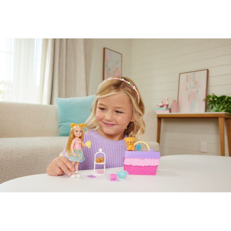 Barbie Chelsea Family & Friends Club Pop-Up Tea Party Playset with Small Doll & 10 Accessories