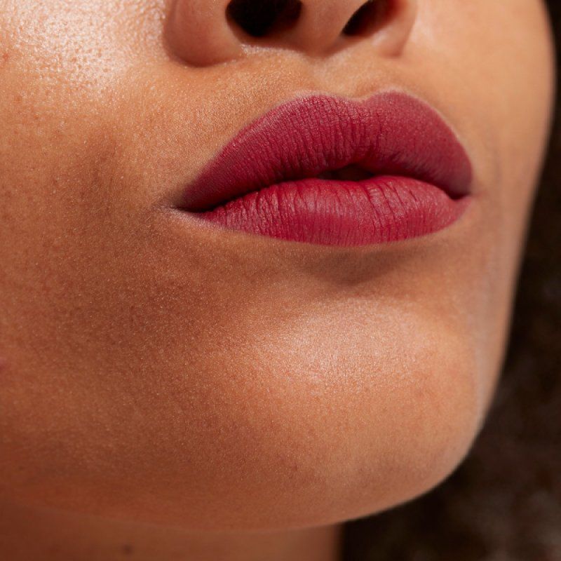 Velvet Touch Lipstick 007 Matte Cherry 4g