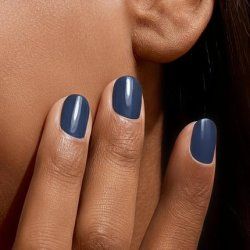 Manucurist Green Nail Polish Poppy Seed Intense Black Classic