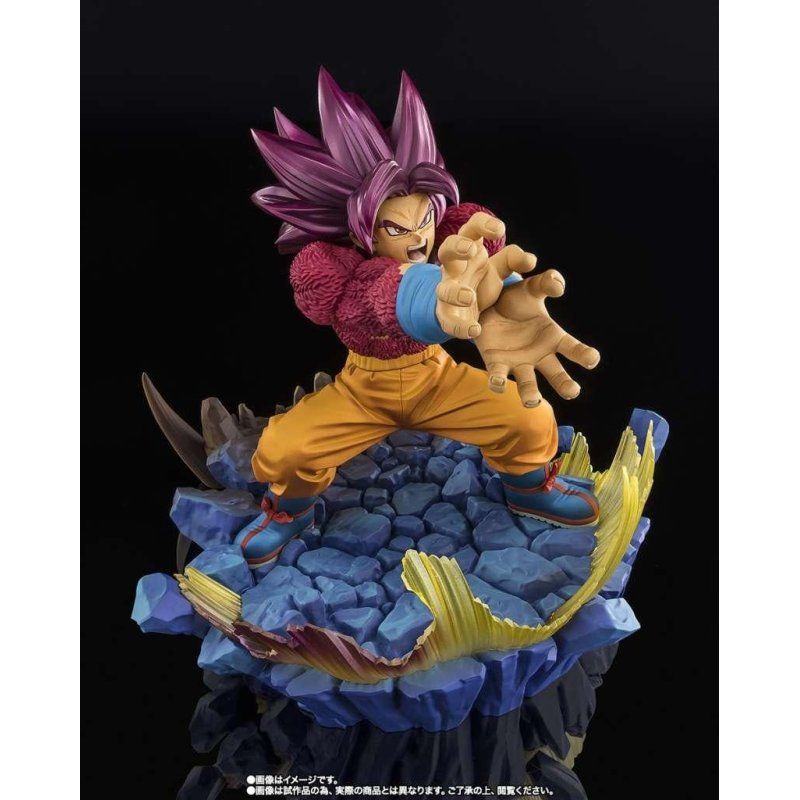 DRAGON BALL DAIMA - Super Saiyan 4 Son Goku - Statue FiguartsZERO 20cm