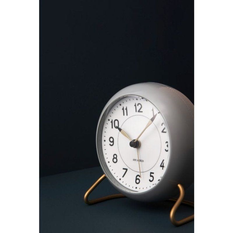 Arne Jacobsen Watches Station Alarm Réveil mécanique Gris, Blanc