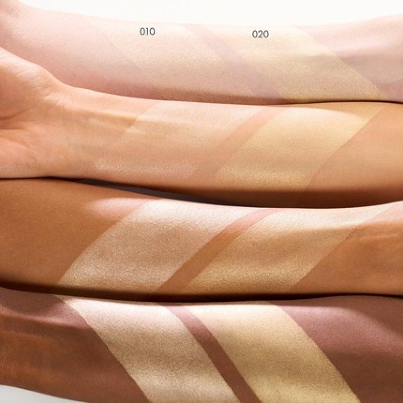 Catrice Aura Glam Bouncy Highlighter No. 010 Gold Instant Result