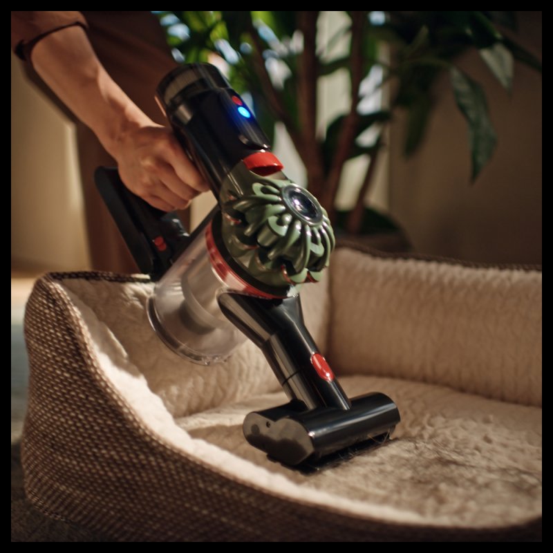 Dyson - V8 CYCLONE Cordless Vacuum Cleaner