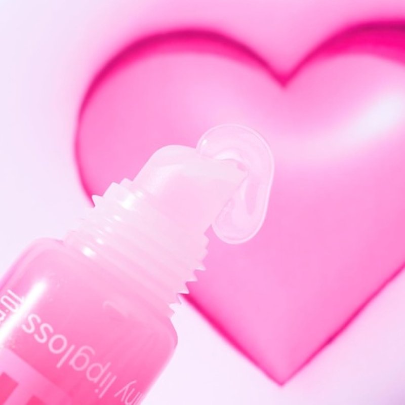 Essence Kiss Bomb Shiny Lip Gloss & Lip Balm 108ml