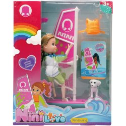 POUPEE PLANCHE A VOILE