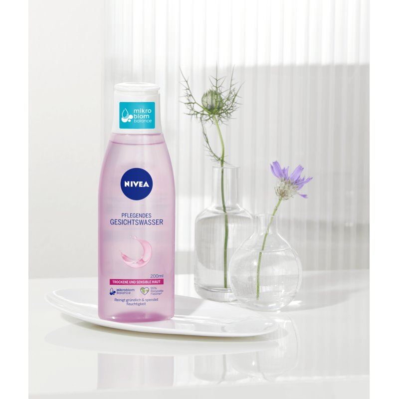 NIVEA Nourishing Facial Toner for Dry and Sensitive Skin 200ml