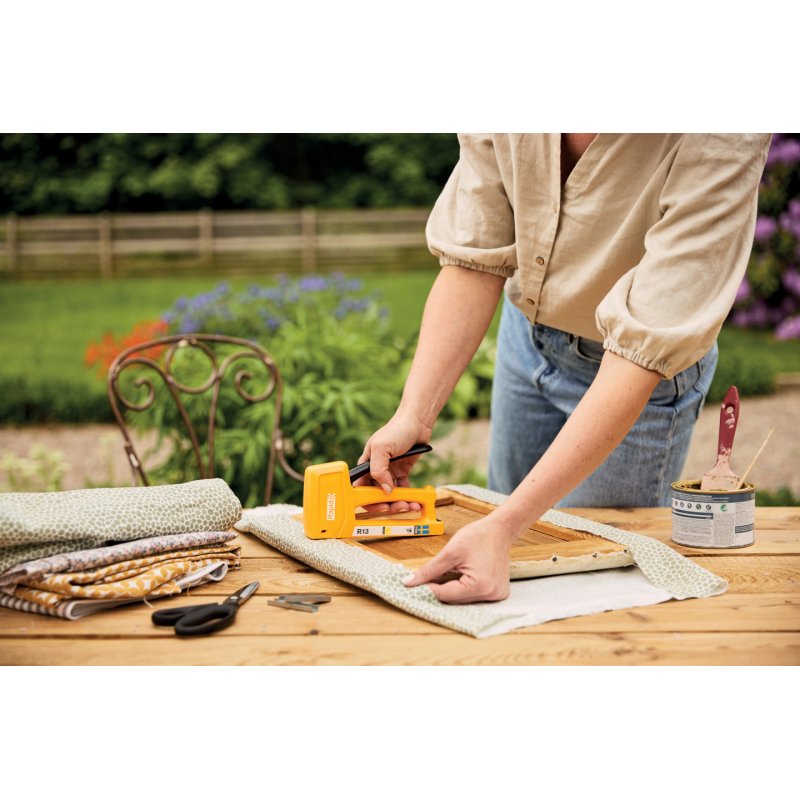 Rapid 5001660 manual staple gun Yellow