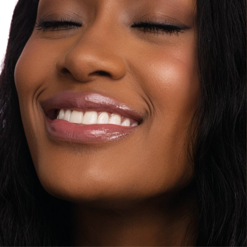 Click'n Kiss Shiny Lipstick Effect Balmy 02 Glazy Glow 15 G