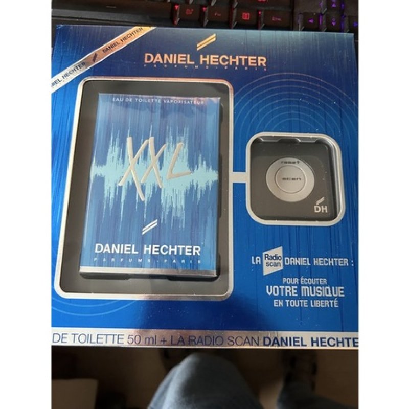 Daniel Hechter Xxl Eau De Toilette Gift Set With La Radio Scan 75 Ml