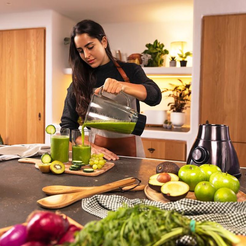 BATIDORA 04310 POWER BLACK TITANIUM 1800