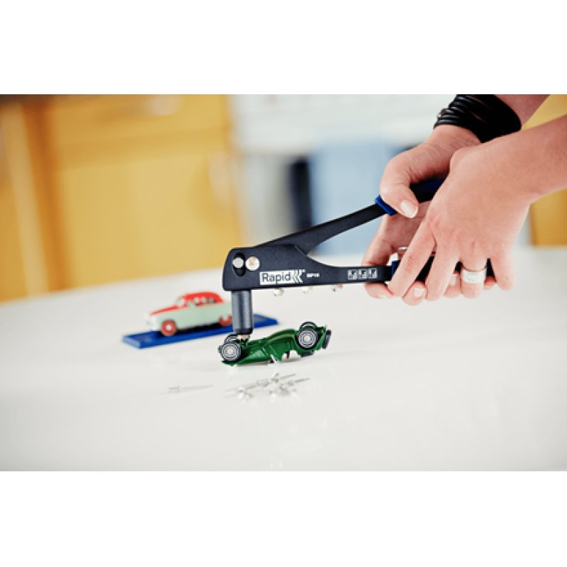 Rapid RP10 riveter Hand gun