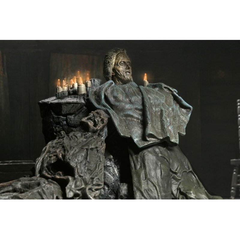 VENDREDI 13 THE GAME - Pamela Shrine - Figurine Diorama