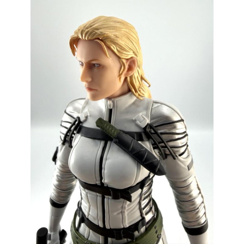 METAL GEAR SOLID DELTA - The Boss - Figurine 20cm