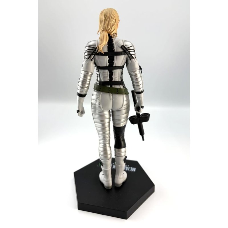 METAL GEAR SOLID DELTA - The Boss - Figurine 20cm