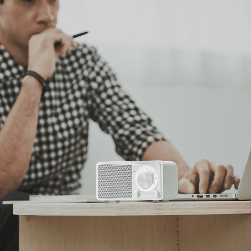 Sangean WR-7 Portable White