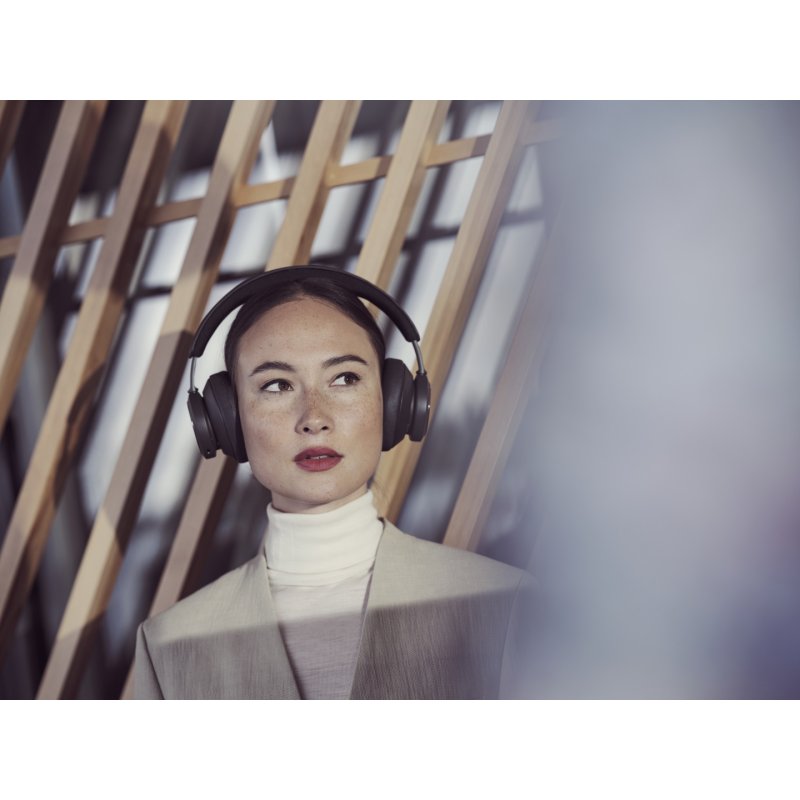 Bang & Olufsen Beoplay Portal Wireless Gaming Headphone schwarz