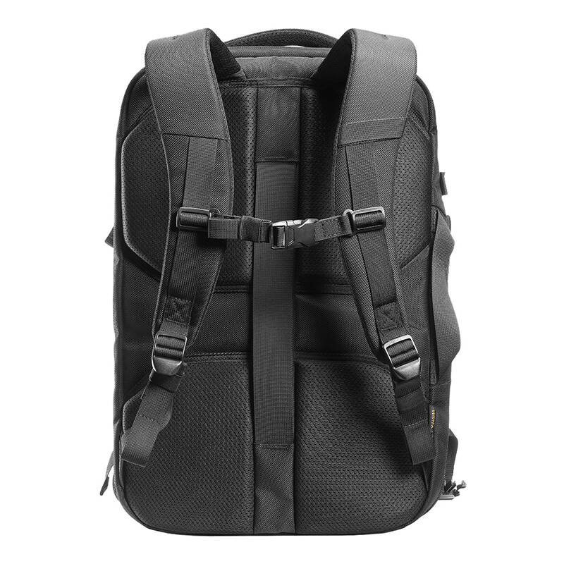 Travel Laptop Backpack 38-40L / 17'' Tomtoc Navigator-T66 (black)