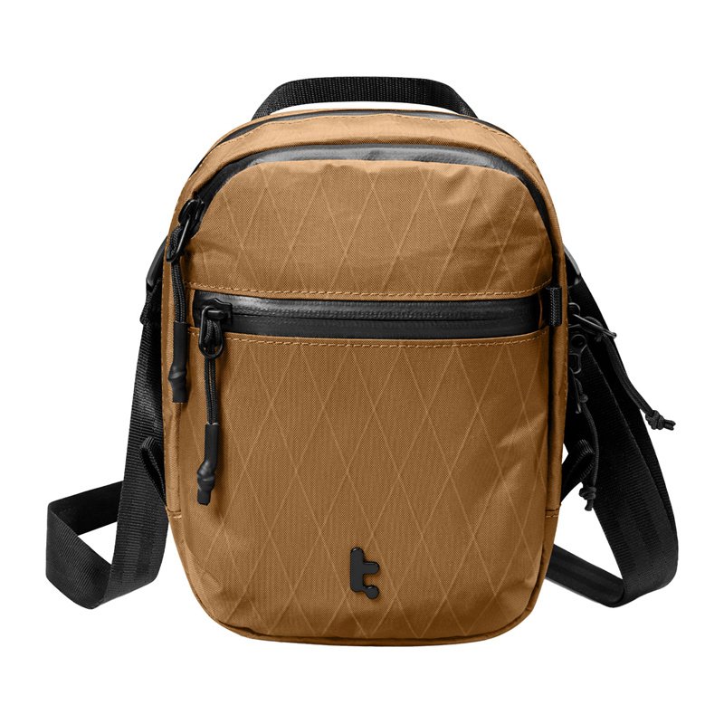 Aviator-T37 travel bag with shoulder strap X-Pac (brown)