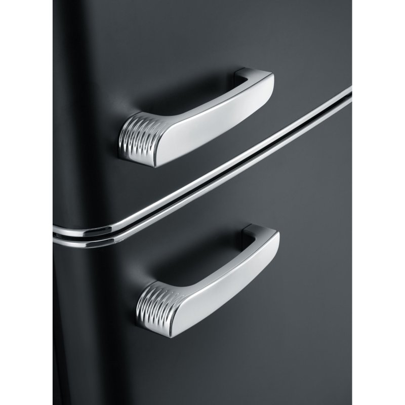 Severin RKG 8932 réfrigérateur-congélateur Pose libre 206 L E Noir