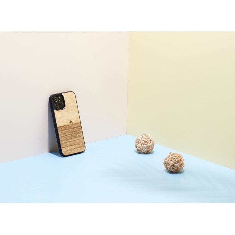 MAN&WOOD case for iPhone 12/12 Pro terra black