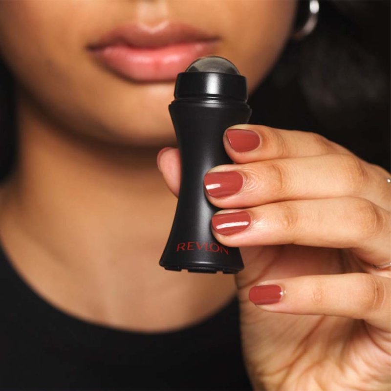 Revlon Oil Absorbing & Cooling Facial Roller Refill with Volcanic