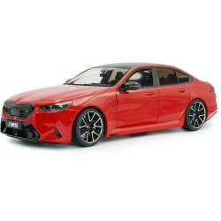 BMW 1/18 M5 FIRE ROUGE 2025