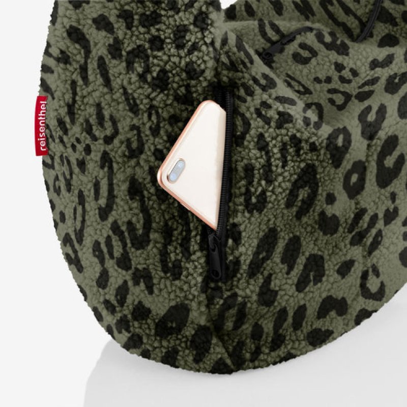 Reisenthel Moonbag teddy leo olive