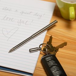 Kikkerland - Telescopic Mini Pen - 4.25 inches to 6 inches