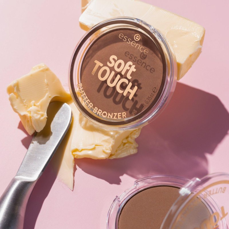 Essence Soft Touch 10 Whipped Buttercup Butter Bronzer