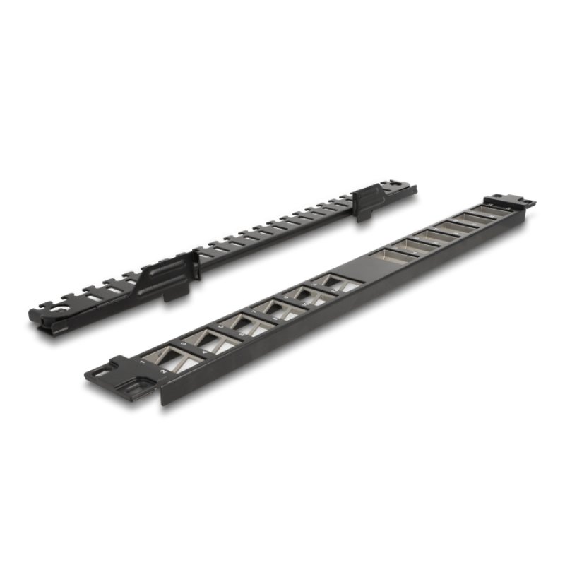 DeLOCK Panneau de distribution 19″ Keystone, 24 ports, angulé avec réducteur de tension, noir