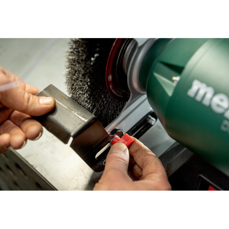 Metabo BS 200 Plus bench grinder 2980 RPM 600 W