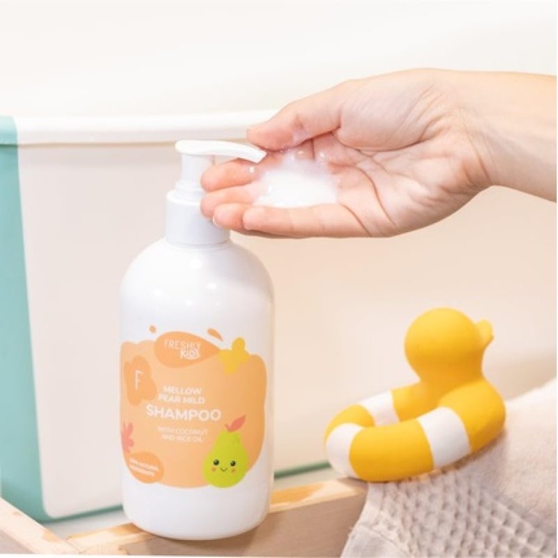 Freshly Cosmetics Kids Shampoo For Babies And Children Mellow Pear Mild Shampoo 400ml