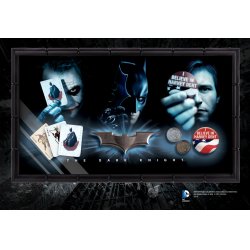 Noble Collection - Batman: The Dark Knight - Batarang, Coin, and Card Prop Set