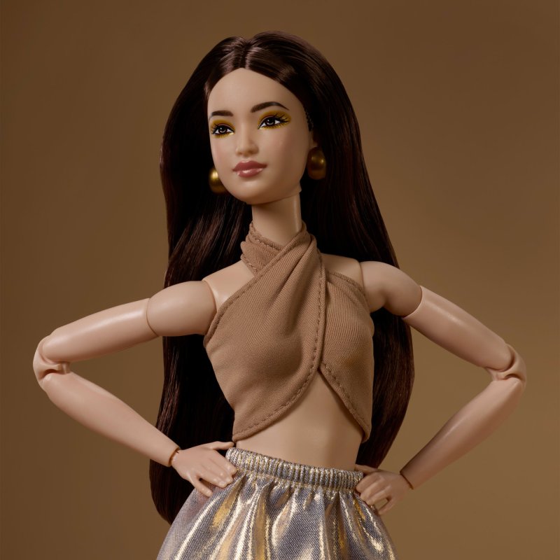 Barbie Signature Basics Collectible Doll, Model 06 with Brunette Hair in Shimmery Golden Skirt & Halter