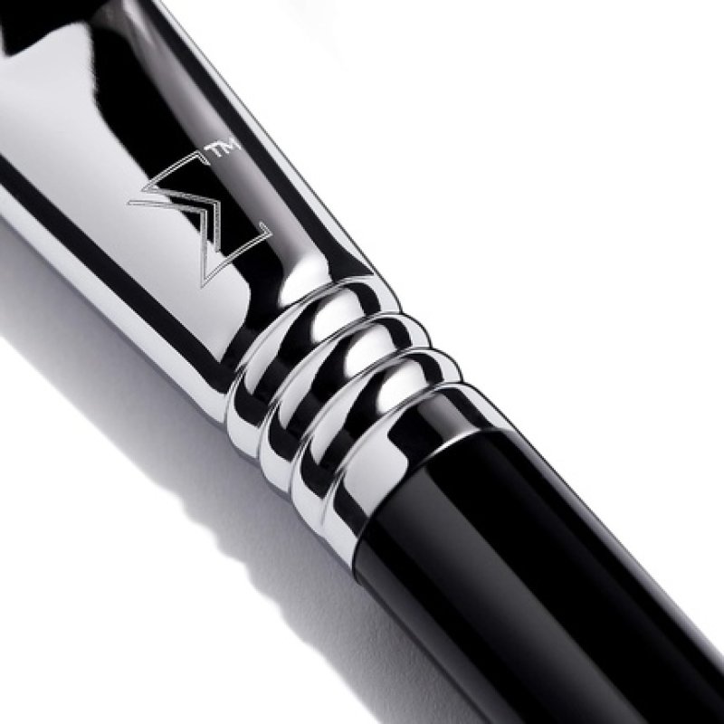 Sigma Beauty E15 Flat Definer Professional Makeup Brush for Sharp Lines