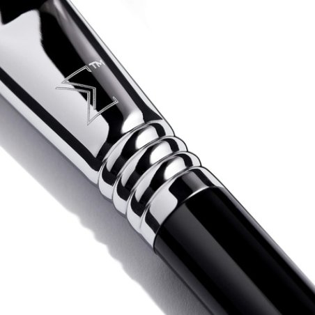 Sigma Beauty E15 Flat Definer Professional Makeup Brush for Sharp Lines