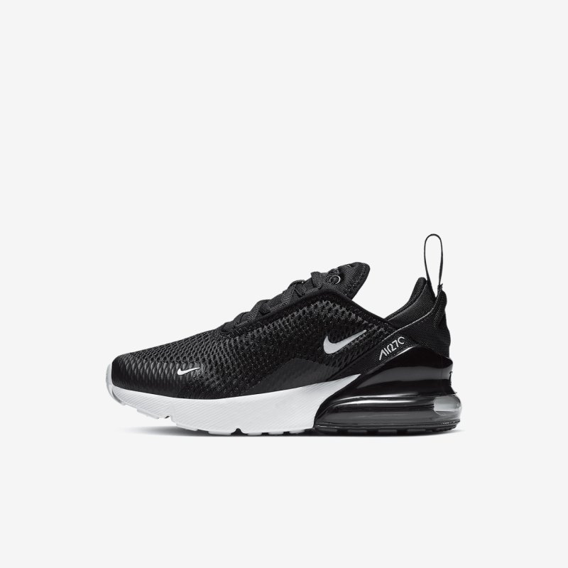 Nike AO2372-001 athletic shoes