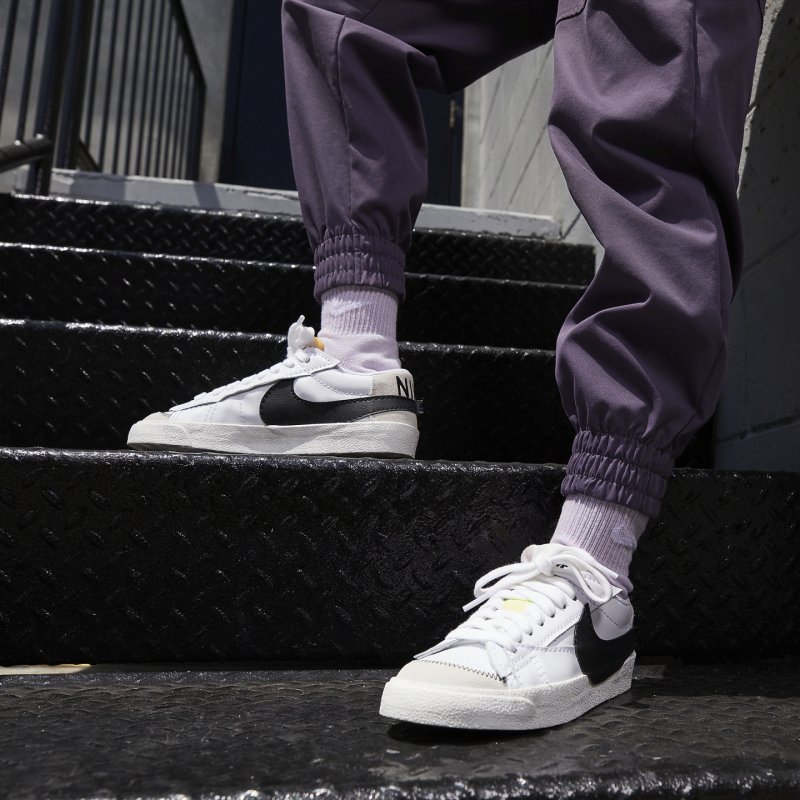 Nike DQ1470-101 Chaussure d'athlétisme Femelle