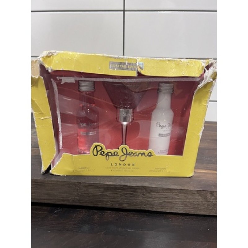 Pepe Jeans For Her Eau de Parfum 30ml with Body Lotion and Shower Gel 50ml