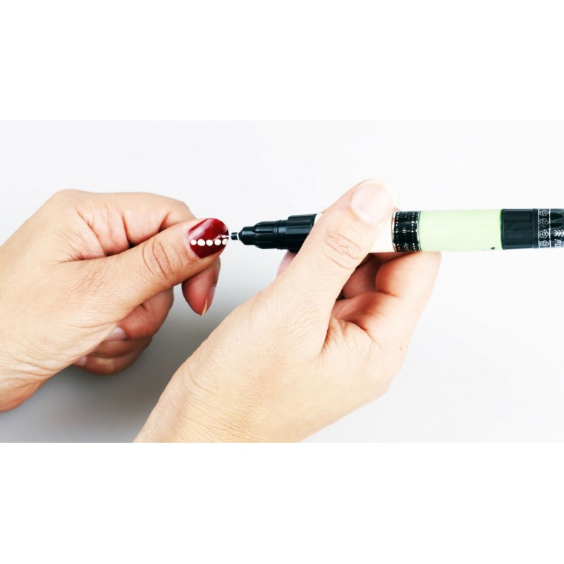 Amewi 303000 nail art pen Black, White