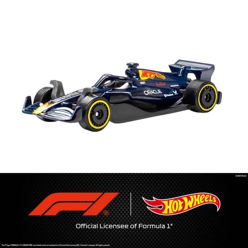 Hot Wheels Formula 1 5-Pack, Set of 5 Die-Cast Toy F1 Cars in 1:64 Scale